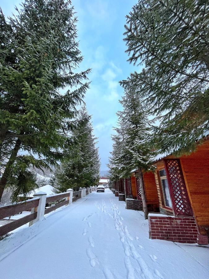 Aspen Hotel Slavske Luaran gambar