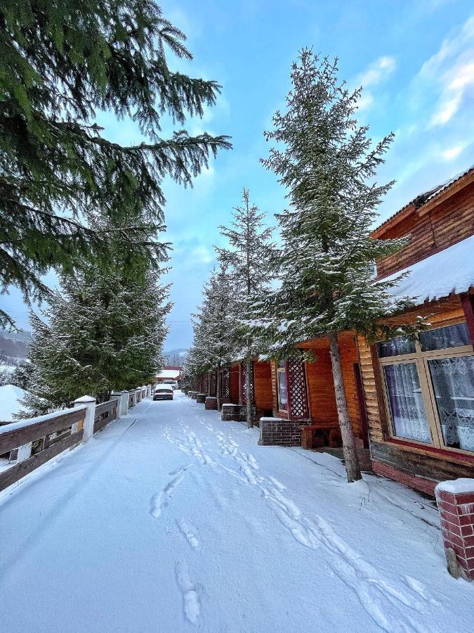 Aspen Hotel Slavske Luaran gambar