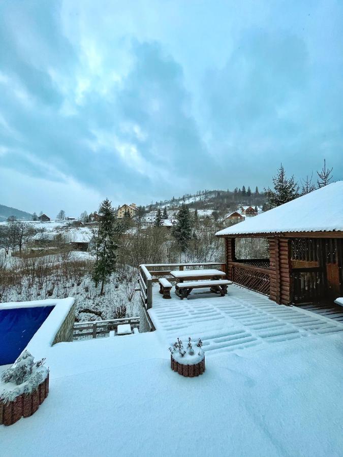 Aspen Hotel Slavske Luaran gambar