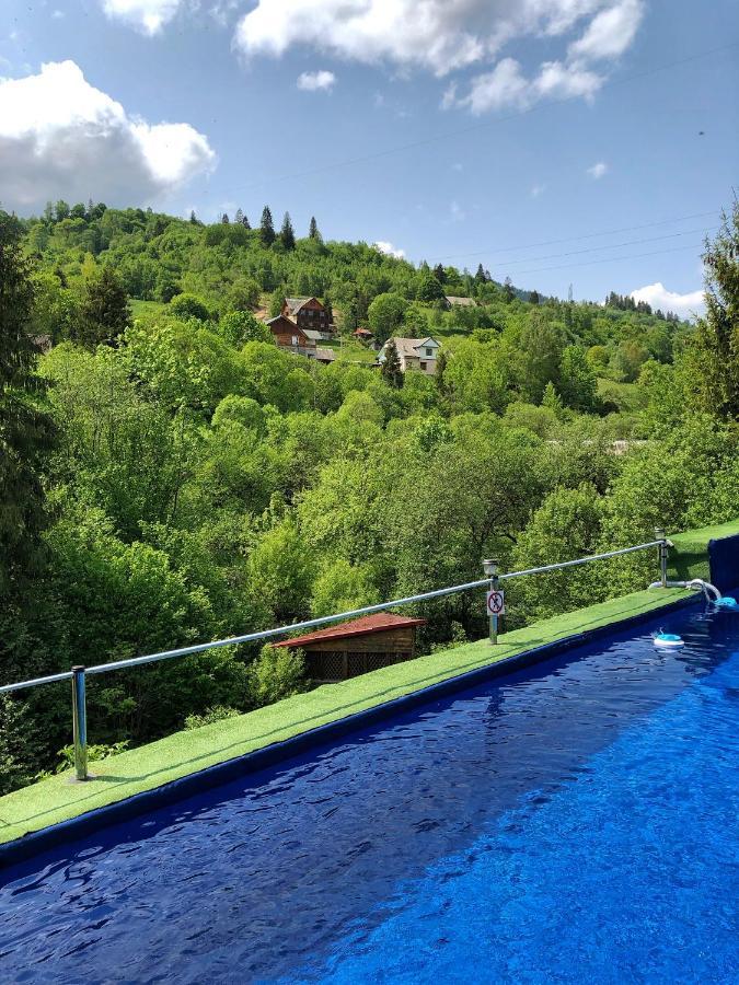 Aspen Hotel Slavske Luaran gambar