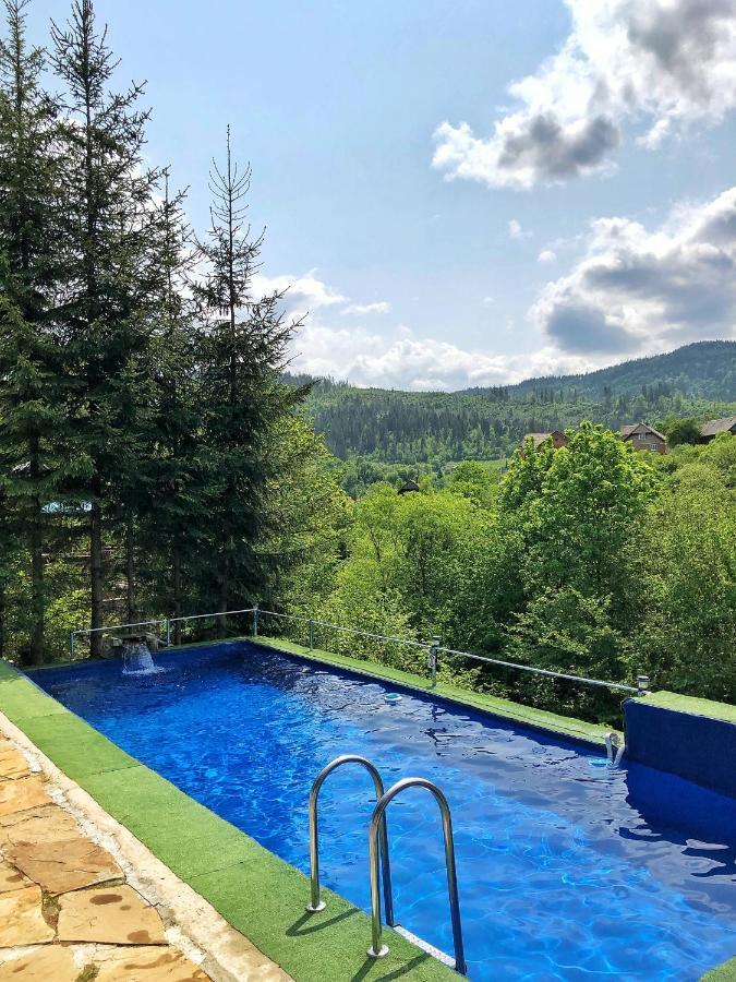 Aspen Hotel Slavske Luaran gambar
