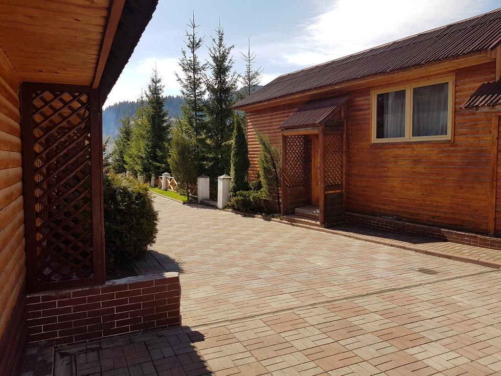 Aspen Hotel Slavske Luaran gambar